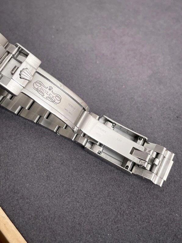 SUBMARINER SILVER BLUE / RED DIAMOND 40MM - Image 5