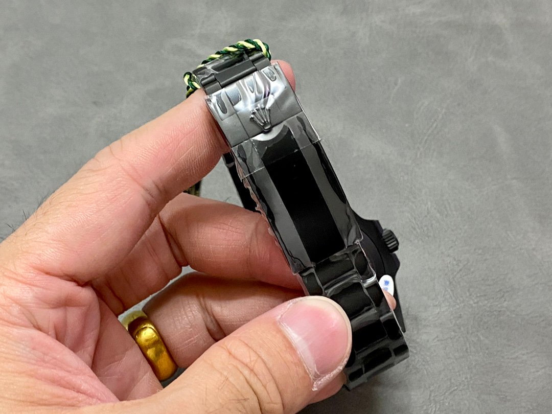 Rolex Submariner Special Edition Spades and Hearts Poker BLAKEN Customized Watch - Image 9